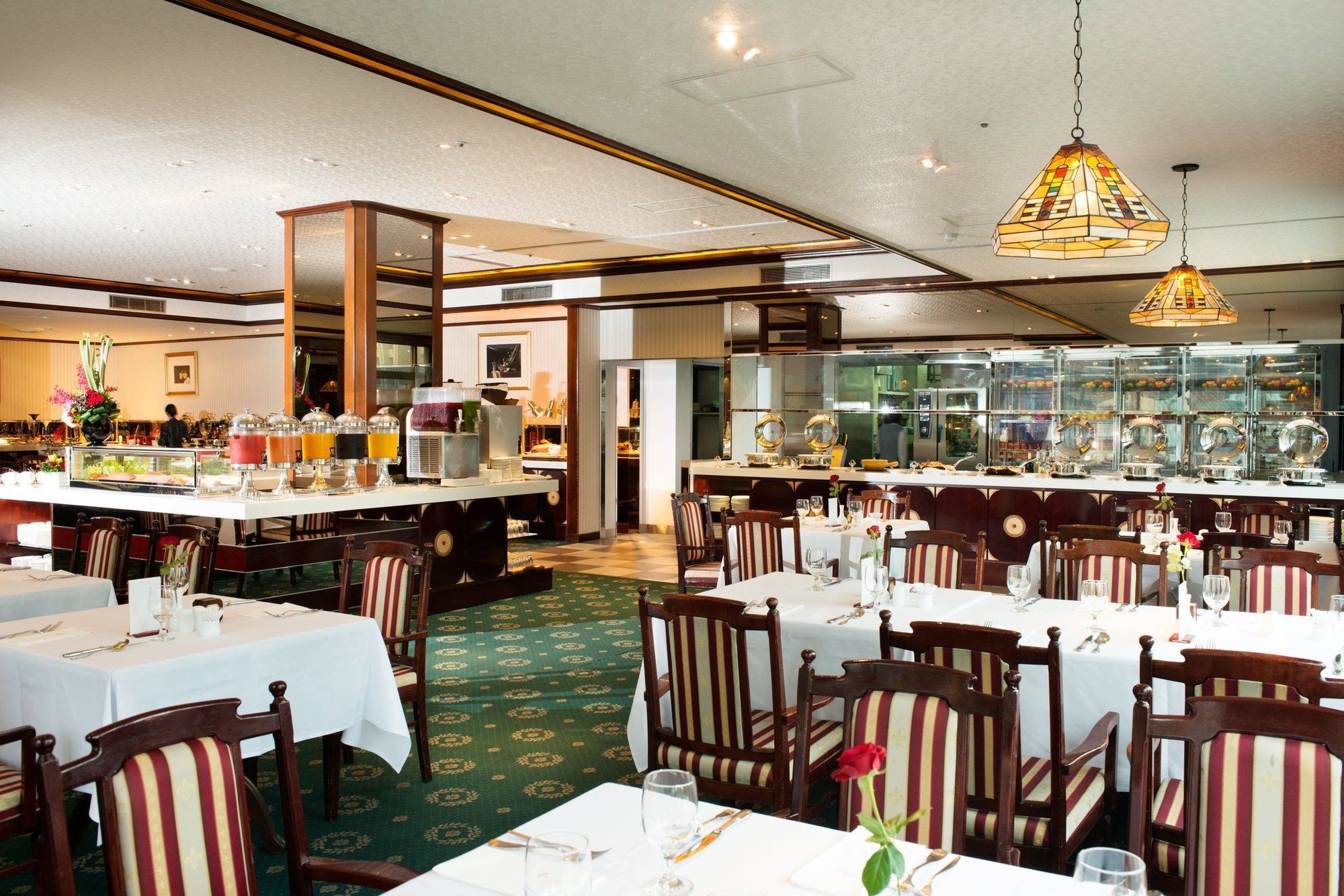 The Howard Plaza Hotel Taipé Restaurante foto The restaurant